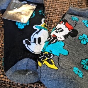 Disney Mickey and Minnie No show socks  4 pair New